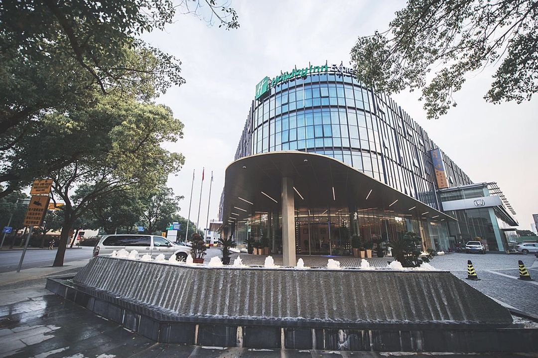 上海方塔北路智选假日酒店(松江体育中心店)