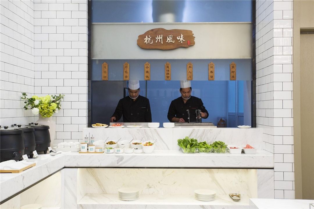 杭州钱塘金沙湖亚朵酒店