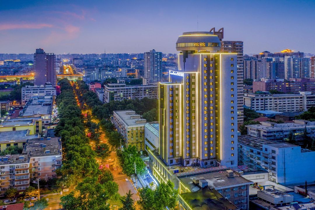 丽橙酒店&middot;逸(西安永宁门省人民医院黄雁村地铁站店)