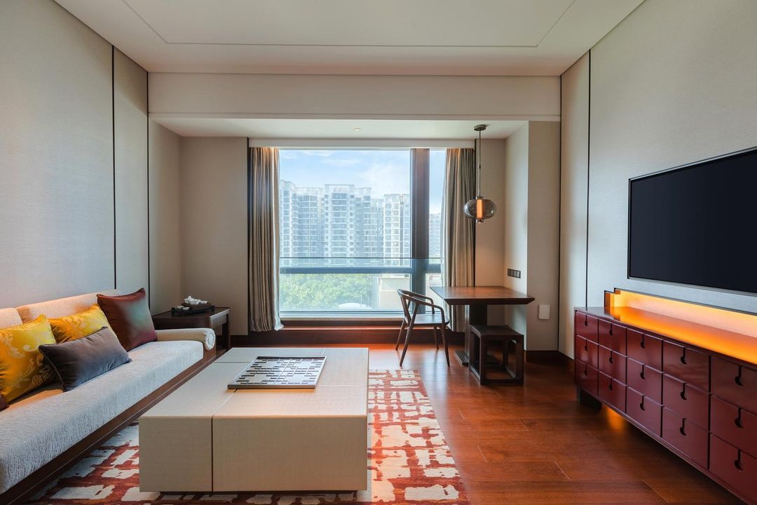 单卧套房行政大床｜含欢乐时光