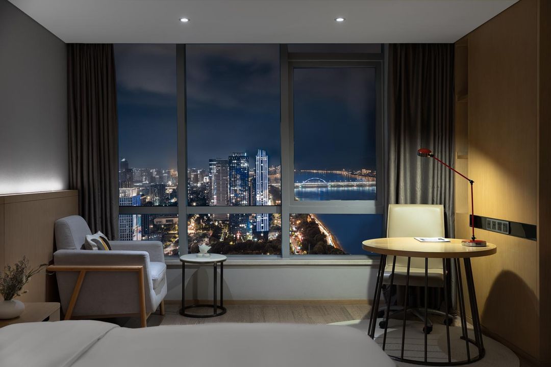 杭州诗莉莉漫戈塔&middot;天池高空江景酒店