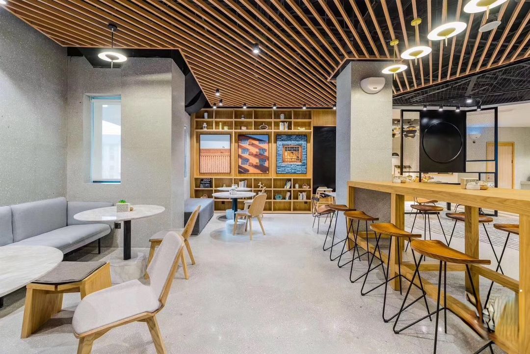 上海虹桥北新泾地铁站亚朵酒店