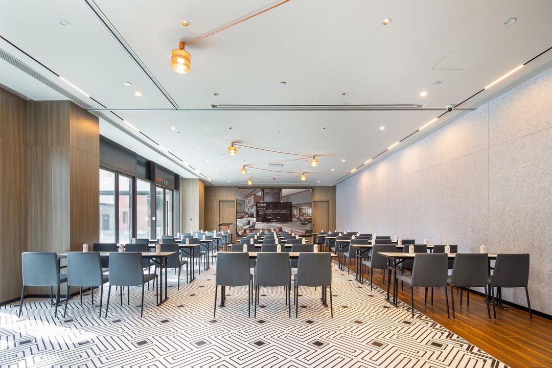 上海虹桥国展中心高誉酒店