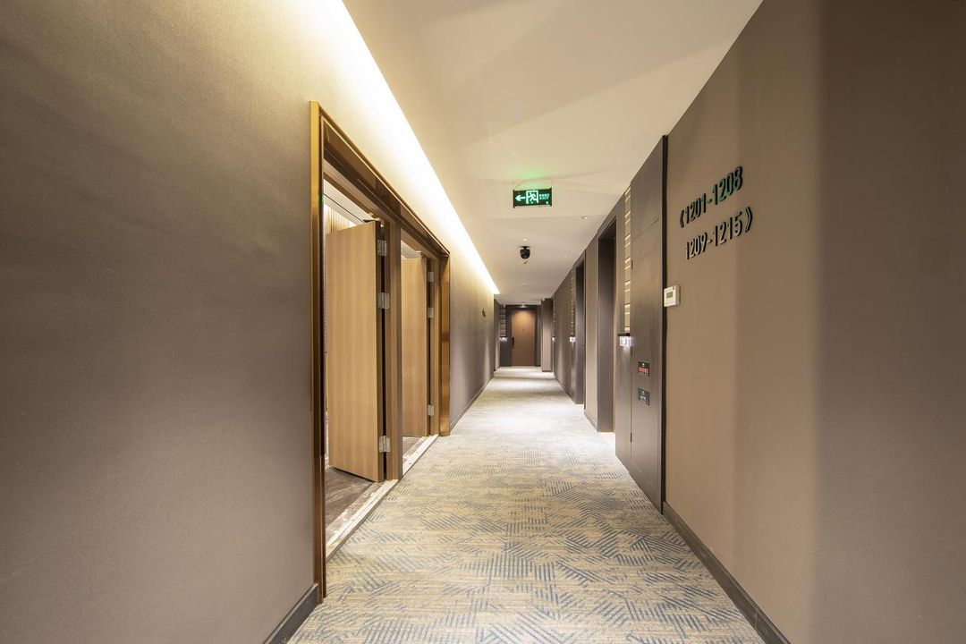 郑州东站龙子湖高校区亚朵酒店