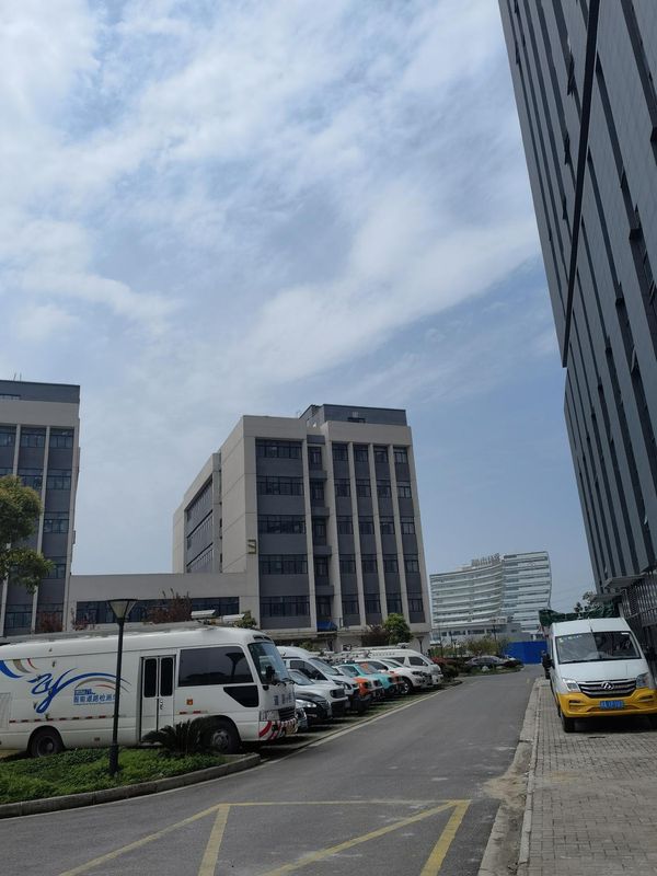 武汉光谷湖北经济学院美仑酒店