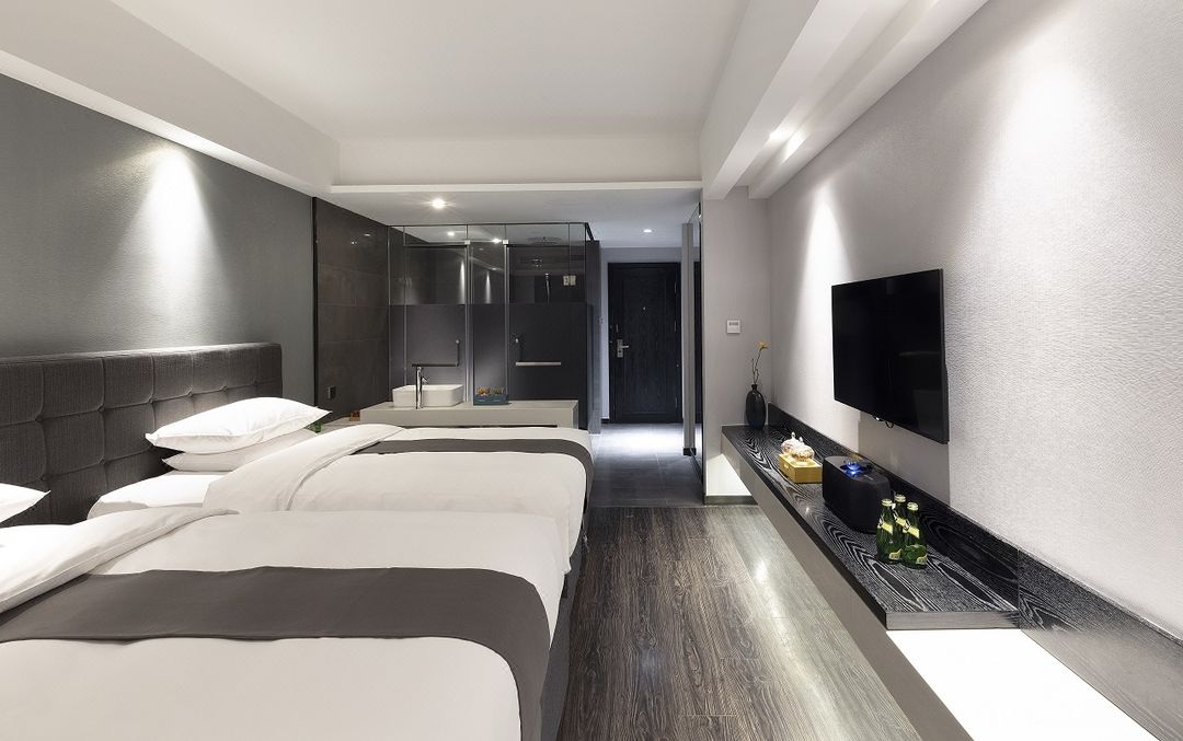 豪泽酒店HOLZ HOTEL(沈阳体育学院国际会展中心店)