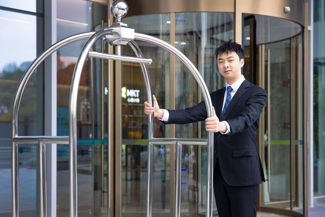 武汉武昌江滩希尔顿惠庭酒店