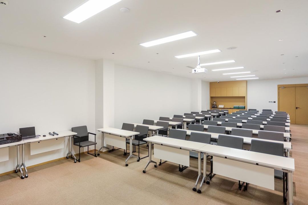 石家庄长安万达中山东路亚朵酒店