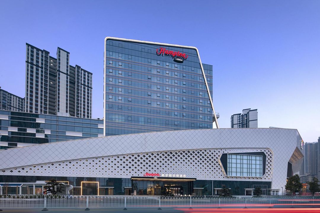 长沙月亮岛希尔顿欢朋酒店