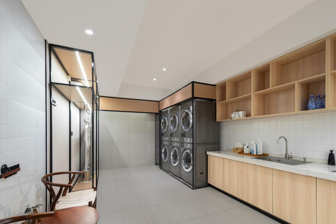 厦门建业路地铁站东渡客运码头亚朵酒店