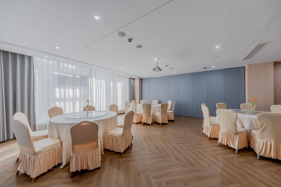 杭州萧山国际机场智选假日酒店