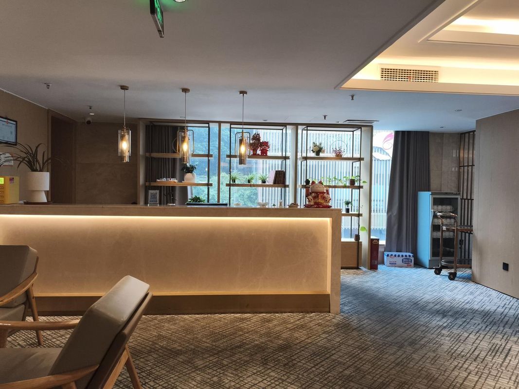 成都众欣&middot;龙威酒店(龙泉驿龙平路地铁站店)