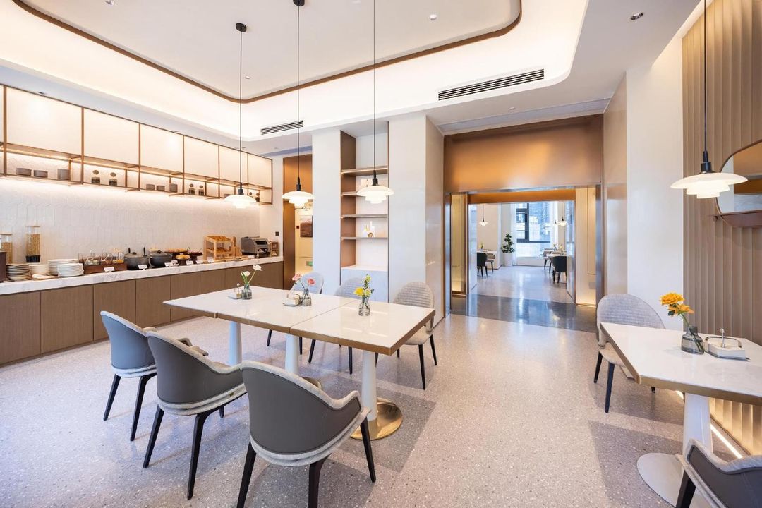 长沙万象城湖南金融中心亚朵酒店