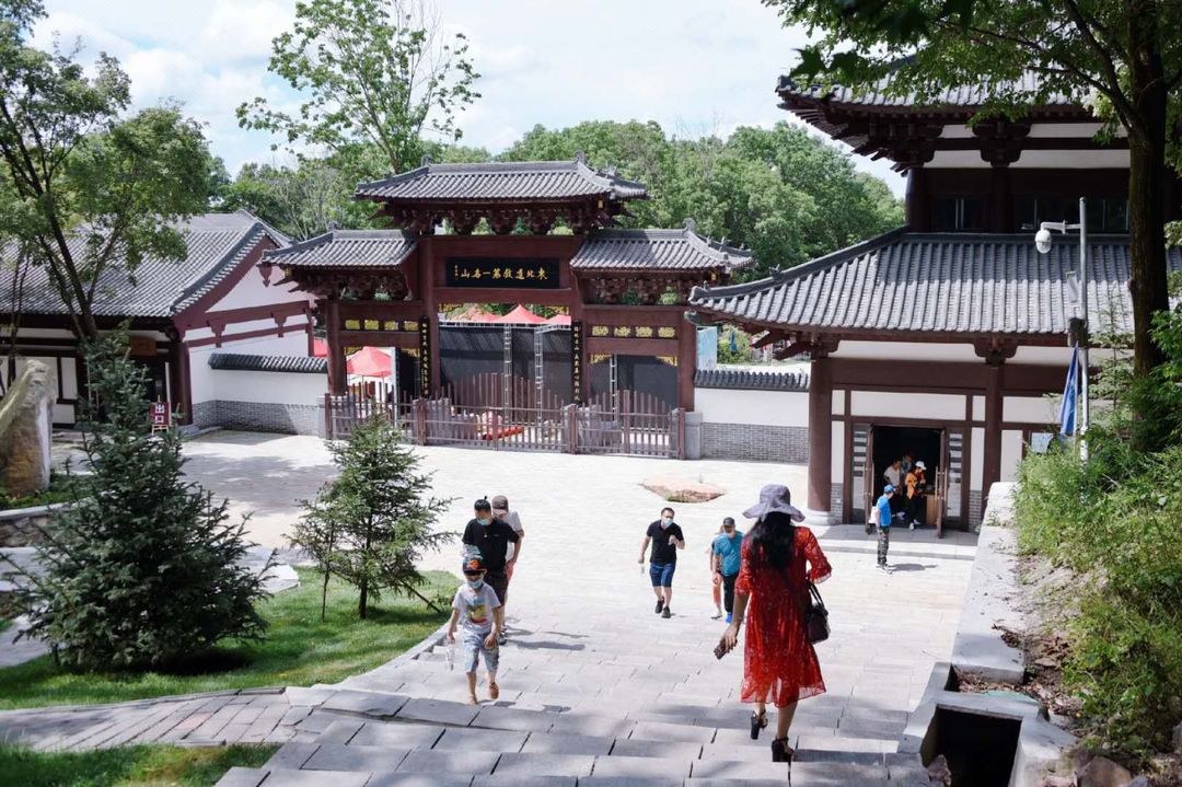 哈尔滨松峰山林语酒店