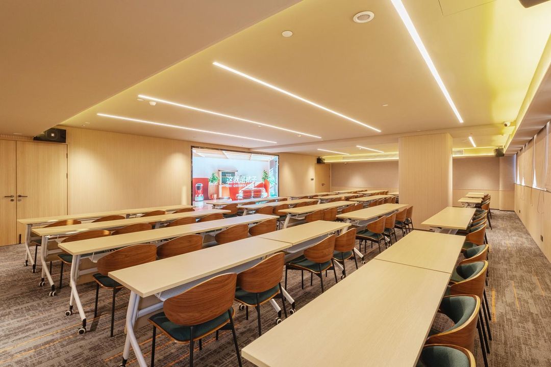 桔子酒店(东莞市政府国贸汇一城店)