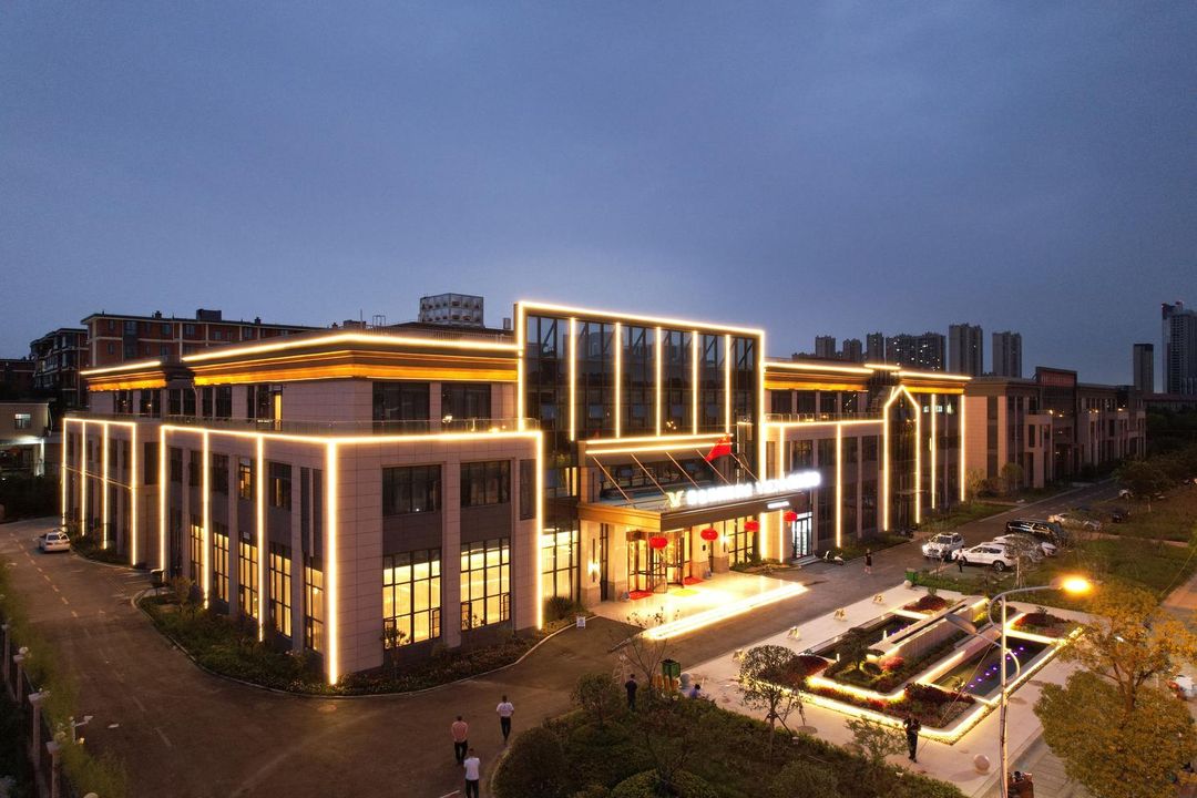 维也纳国际酒店(武汉天河机场盘龙城地铁站店)