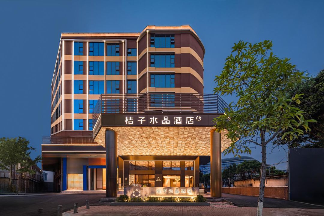 广州奥体中心金融城桔子水晶酒店
