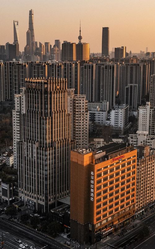 上海北外滩四平路希尔顿欢朋酒店