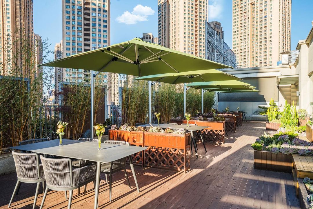 昆明泰逸东辉花园酒店(世纪城海乐世界购物中心店)
