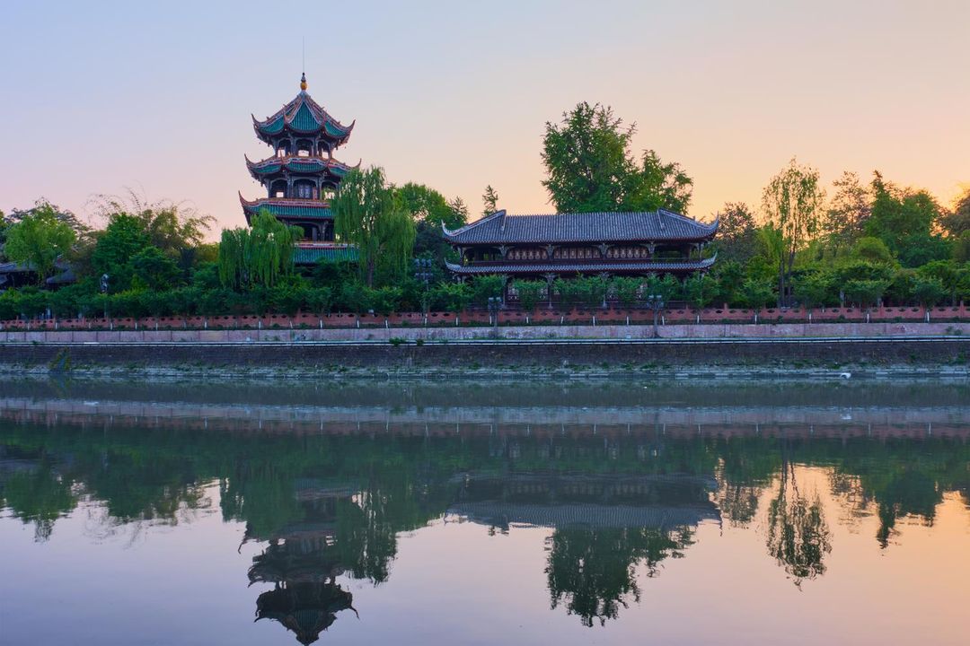 成都宽窄巷子橙果酒店(通惠门地铁站店)