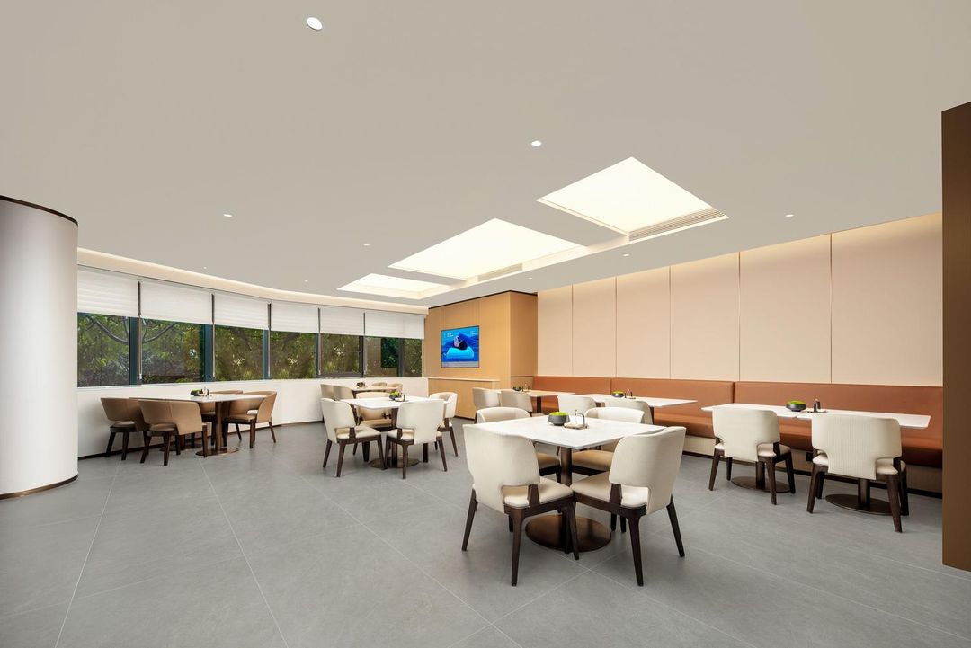 重庆江北观音桥步行街亚朵酒店