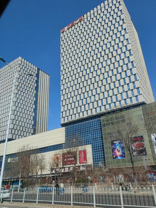 璞晶唯庭酒店(天津津滨大道津昆桥店)