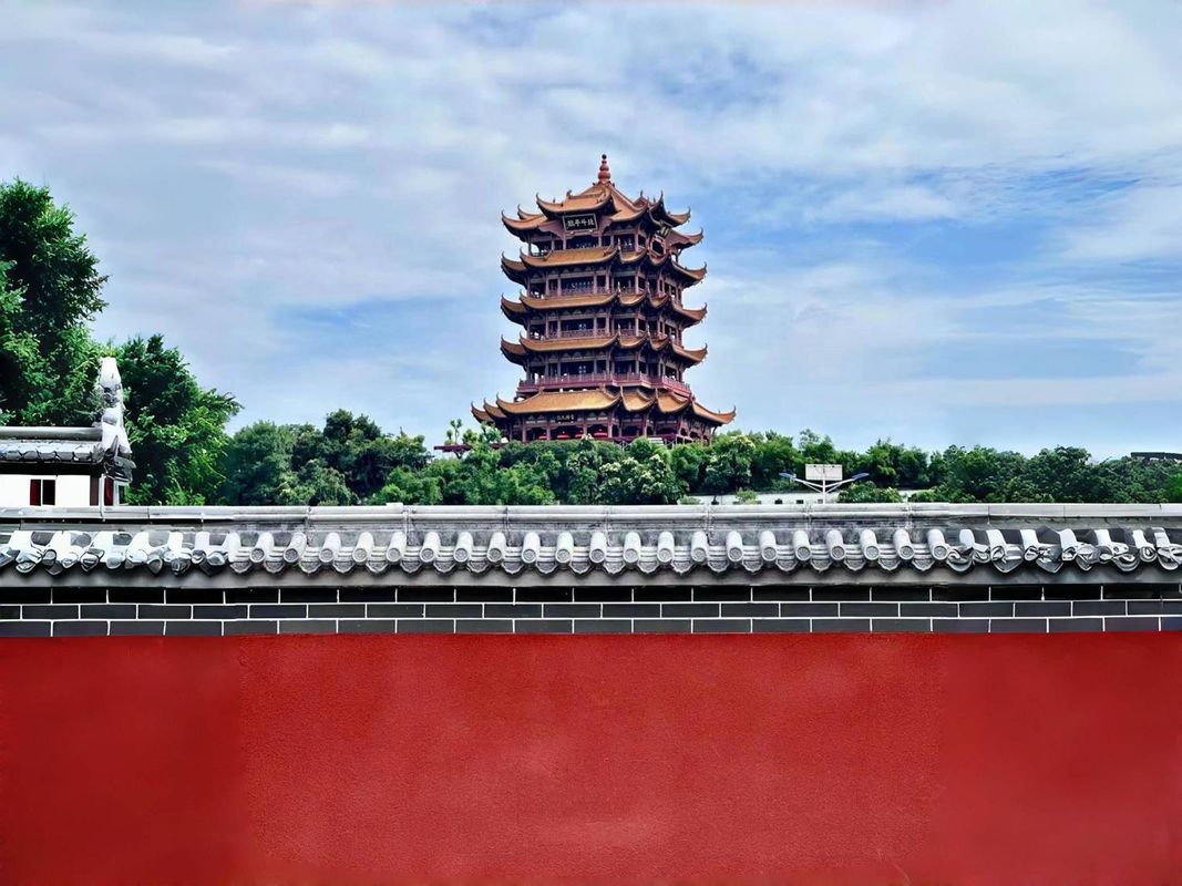 全季武汉江汉路步行街高空江景酒店