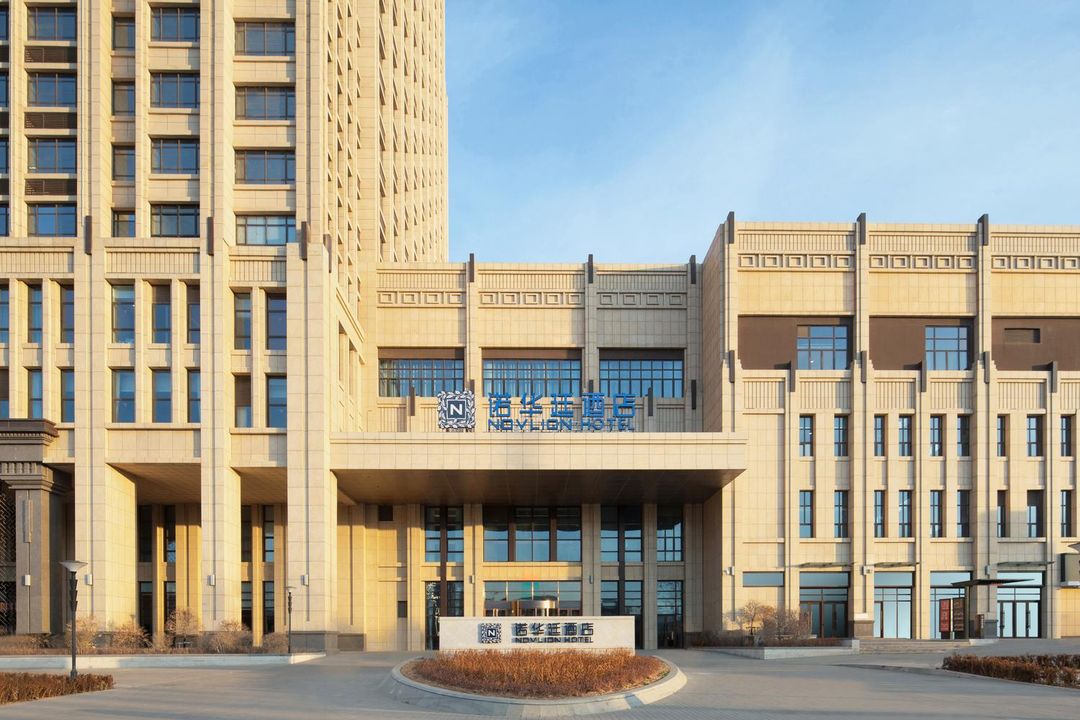 沈阳华强诺华廷酒店(沈北大学城师范大学地铁站店)