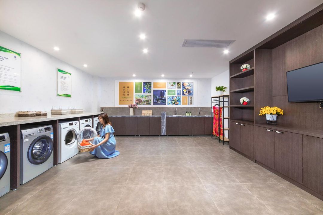 沈阳华强诺华廷酒店(沈北大学城师范大学地铁站店)