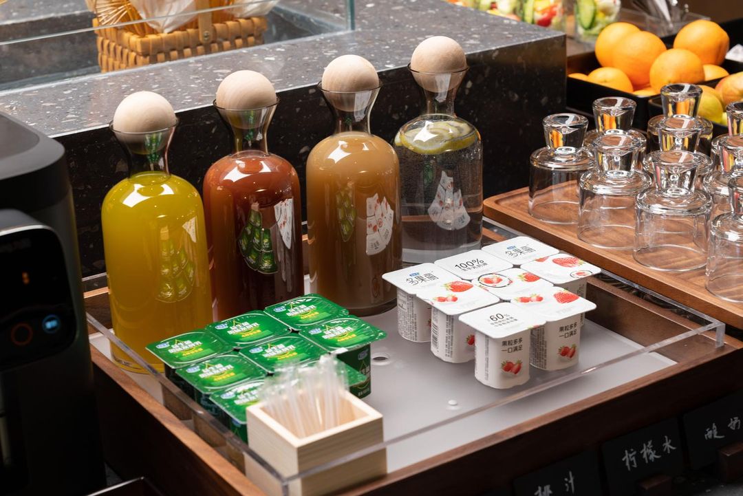 石家庄长安光华路亚朵酒店
