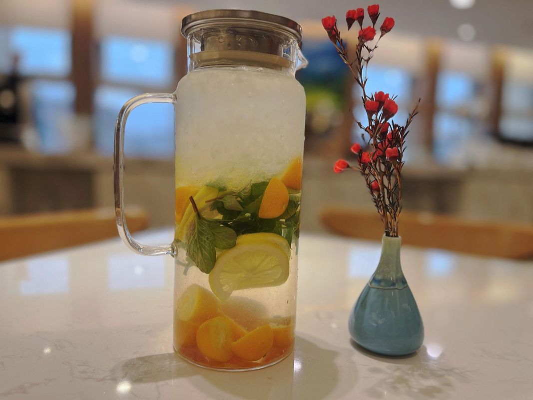 成都曼松酒店(成都西站中坝地铁站店)