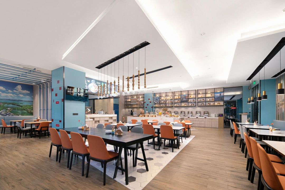 丽橙酒店&middot;智(武汉光谷广场杨家湾地铁站店)