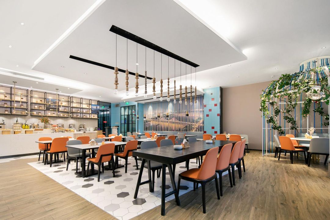 丽橙酒店&middot;智(武汉光谷广场杨家湾地铁站店)