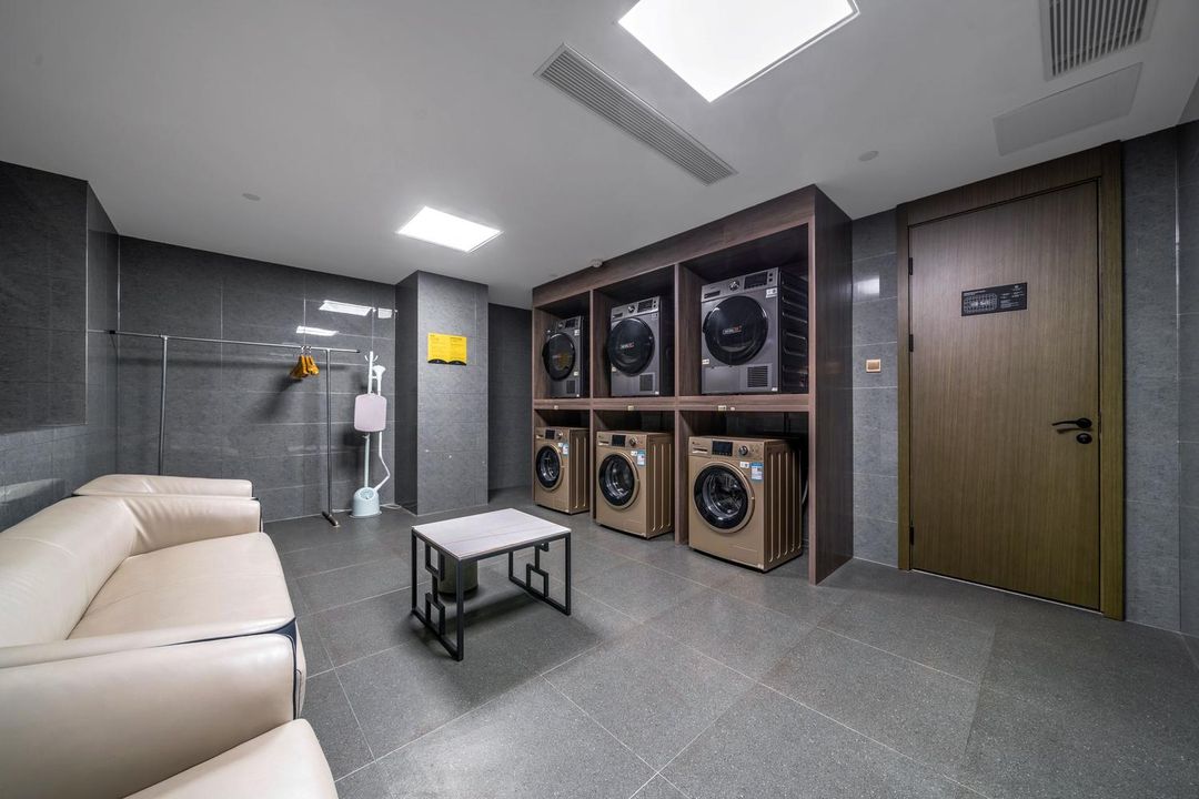 美豪丽致酒店(江北新区南京工业大学地铁站店)