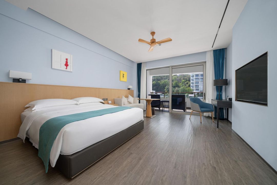 三亚君吉海景酒店