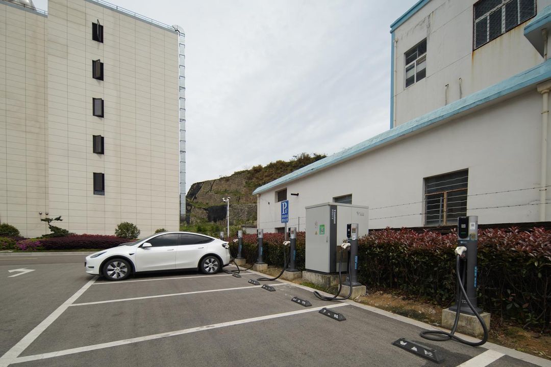 美豪丽致酒店(宁波象山石浦渔港店)