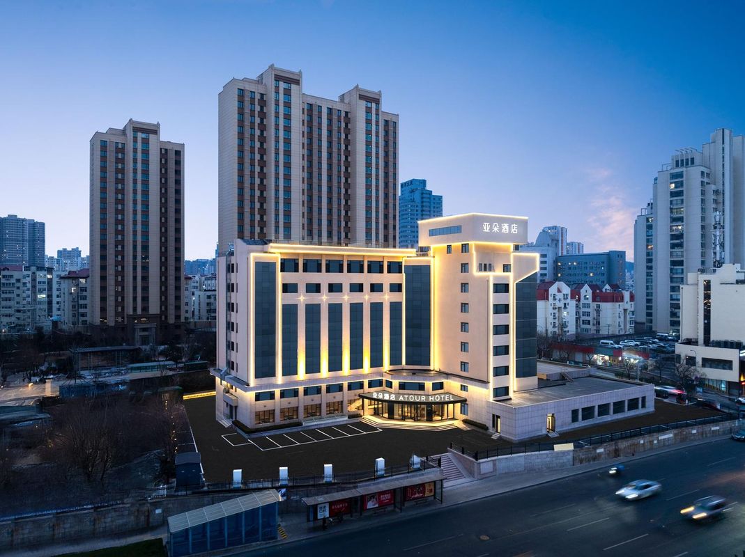 青岛中央商务区万象城亚朵酒店