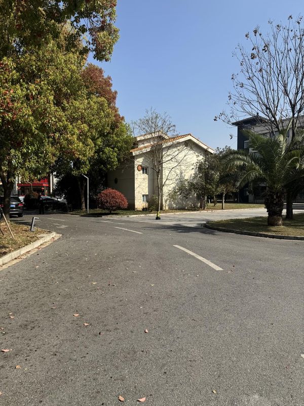 桔子酒店(苏州东太湖吴江公园店)