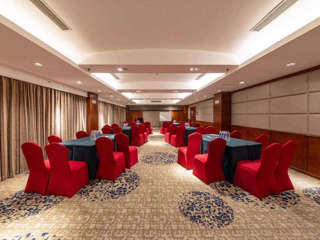 金泰海博大酒店(中关村科学城海淀五路居地铁站店)