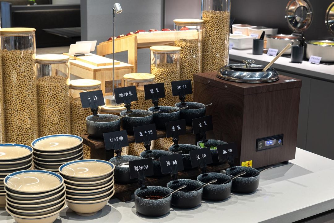武汉江汉路循礼门地铁站轻居酒店