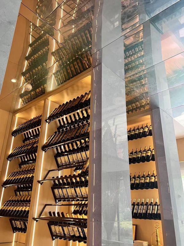 SurG奢际酒店(杭州三墩龙湖紫荆天街店)