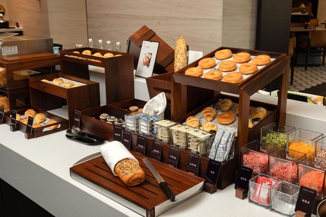昆明滇池度假区滇池路亚朵S酒店
