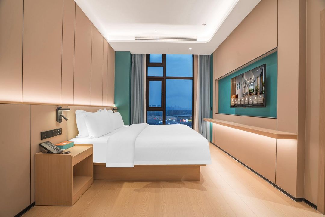 海港丽晶酒店(昆明新亚洲体育城地铁站店)