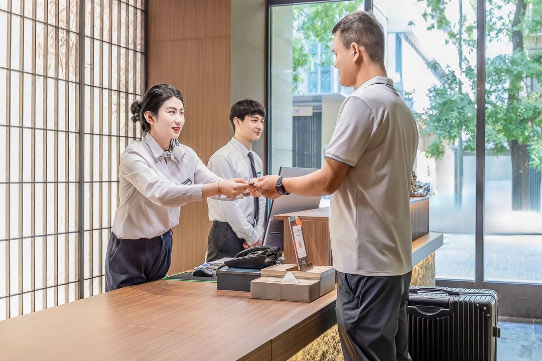 丽呈呈享酒店(钟鼓楼五路口地铁站店)