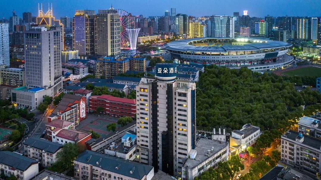 长沙五一广场黄兴路步行街亚朵酒店