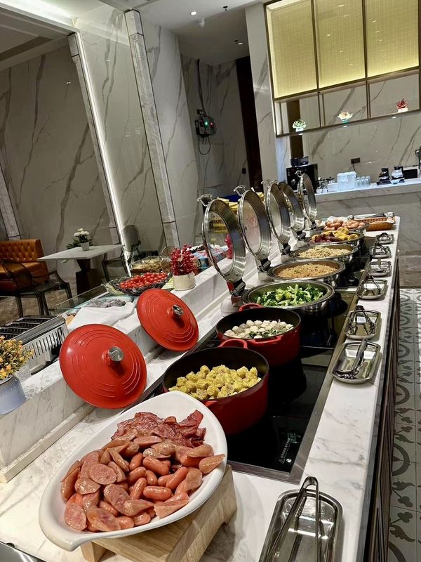 维纳斯皇家酒店(深圳国际会展中心蚝乡地铁站店)