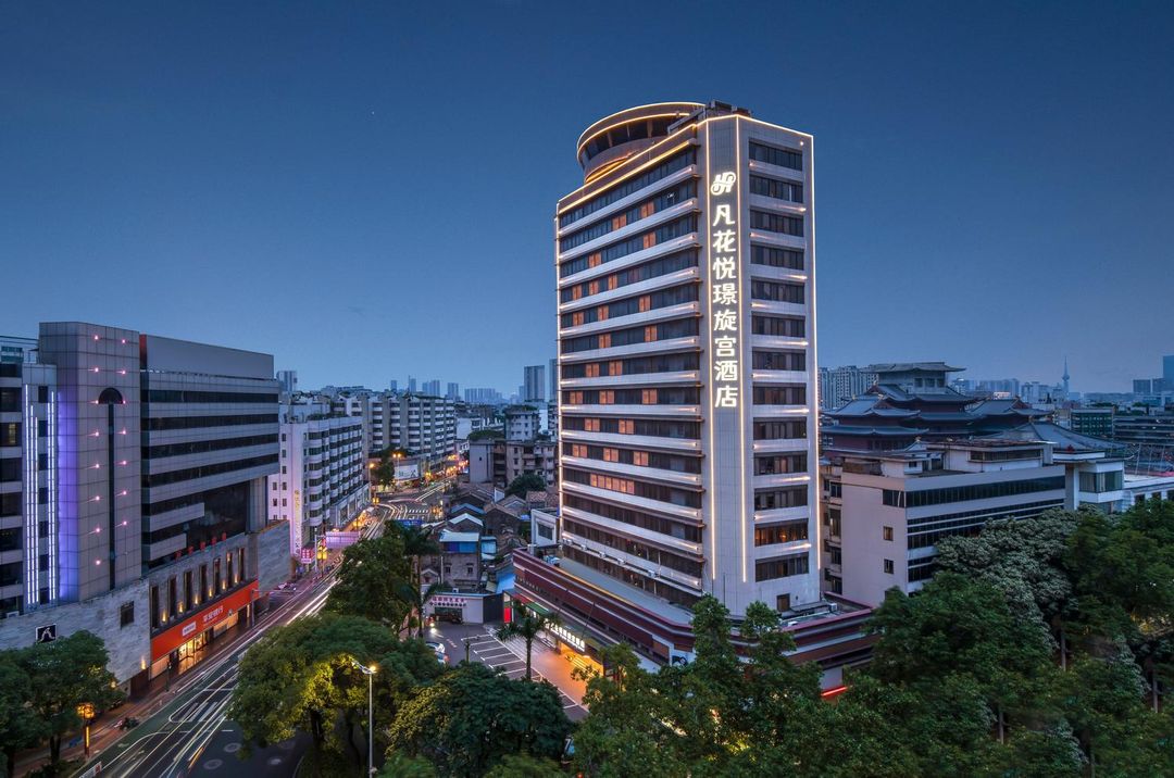 凡花悦璟旋宫酒店(佛山祖庙地铁站店)