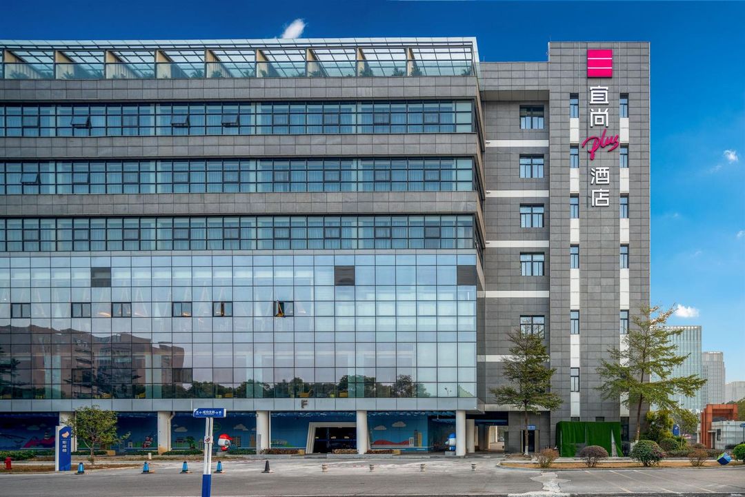 宜尚PLUS酒店(佛山禅城智慧新城地铁站店)