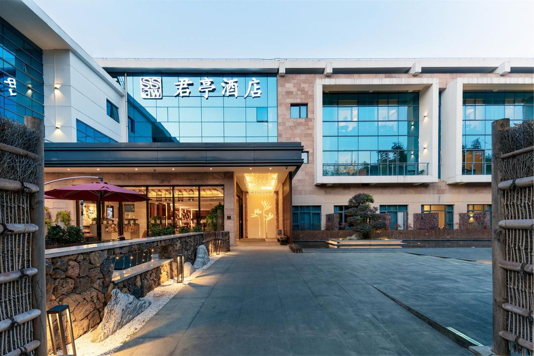 君亭酒店(上海南站桂林路店)
