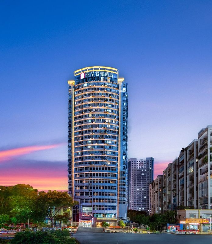 丽呈君顿酒店(重庆新牌坊店)